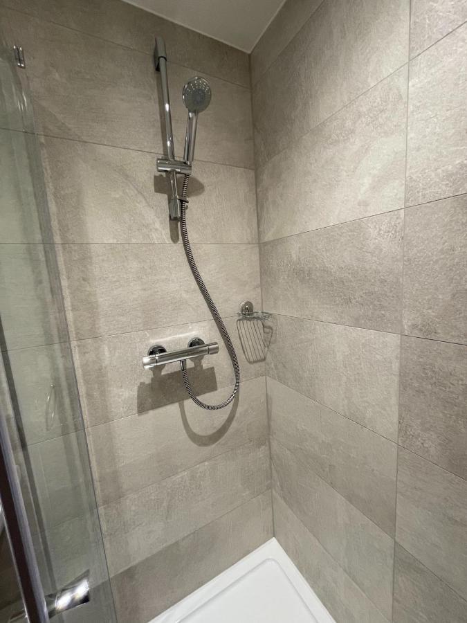 Number 10 Stunning Apartment, Fantastic Location! Ексмут Екстериор снимка